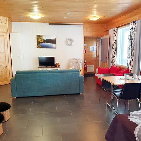 Saunatupa Holiday home *
