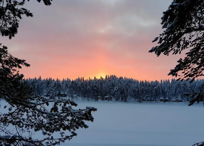 Saunatupa Tatil Evi *